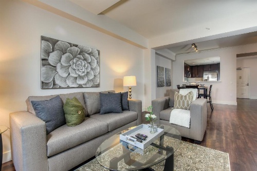 Wilshire Apartment 215 - 3 bedroom image 31