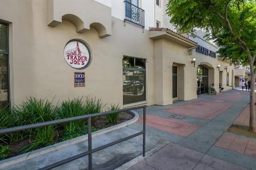 Wilshire Apartment 215 - 3 bedroom image 40